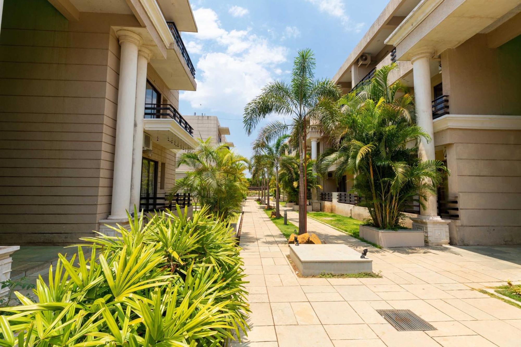 Vivaant Retreat And Conventions Hotel Igatpuri Exterior photo