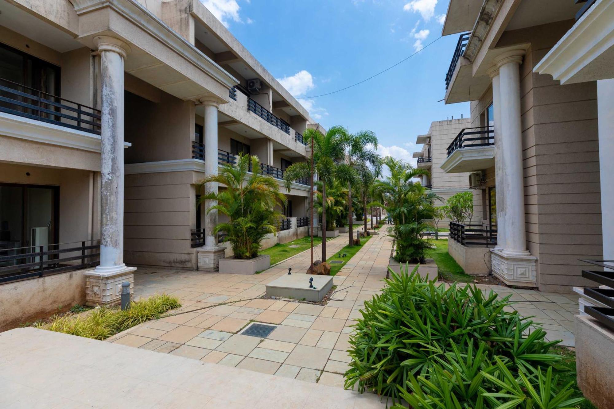 Vivaant Retreat And Conventions Hotel Igatpuri Exterior photo