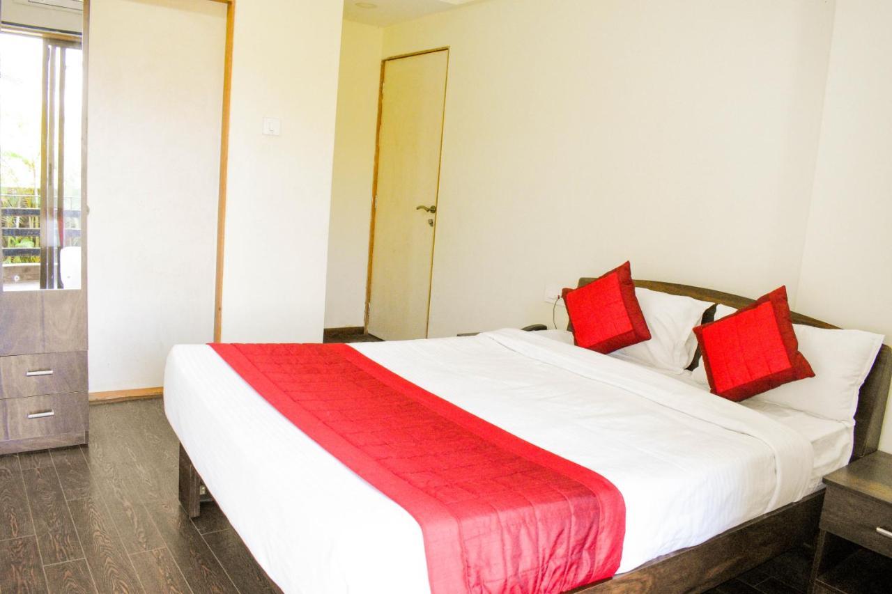 Vivaant Retreat And Conventions Hotel Igatpuri Exterior photo